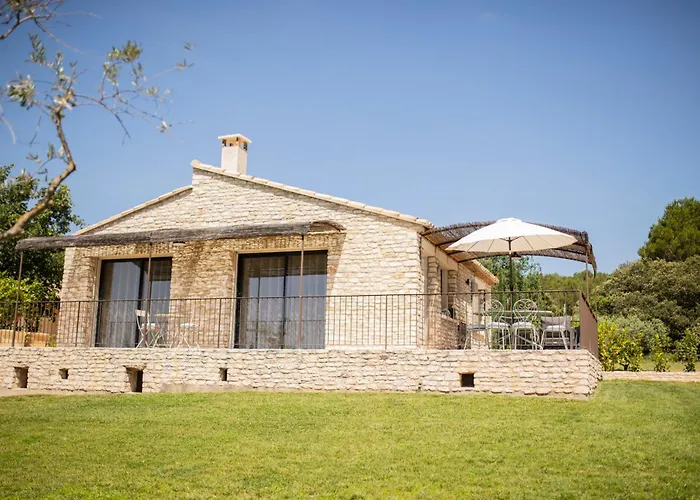 Bastide Toujours Dimanche, Maison De Vacances Avec Vue & Piscine Privee