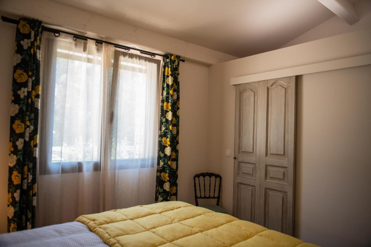 Bastide Toujours Dimanche, Maison De Avec Vue & Piscine Privee Casa de Férias Gordes